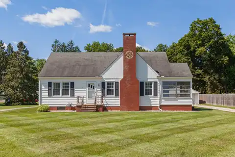 2612 Bent Oak Avenue, Adrian, MI 49221