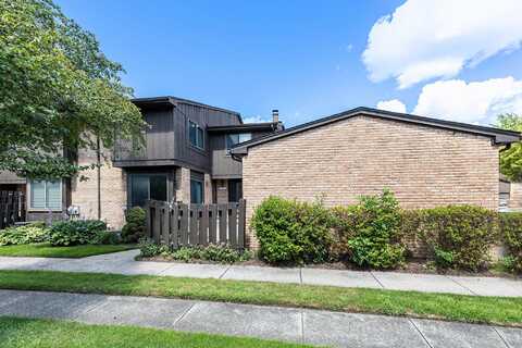 37331 Clubhouse Drive, Sterling Heights, MI 48312