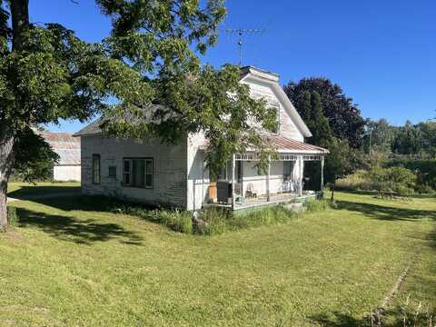8789 Derby Road, Six Lakes, MI 48886