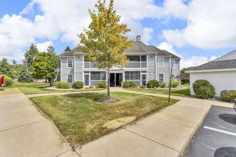 745 W Barrington Circle, Jackson, MI 49203
