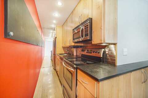 1531 Packard Street, Ann Arbor, MI 48104