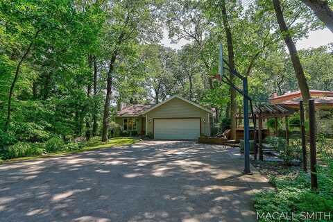 107 Division Avenue, Holland, MI 49424