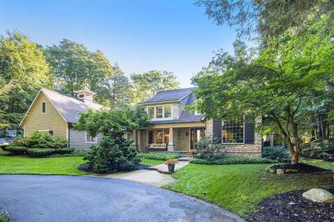 19184 Rosemary Road, Spring Lake, MI 49456