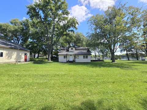 148 E Channel Drive, Sheridan, MI 48884