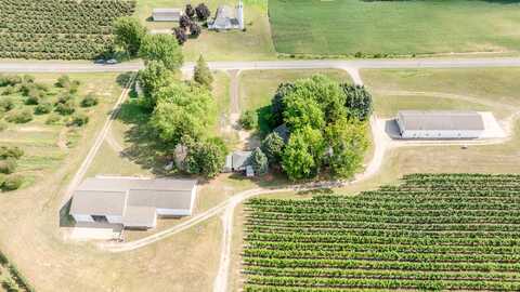 1980 Angling Road, Watervliet, MI 49098