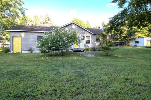 386 S Maple Street, Marcellus, MI 49067