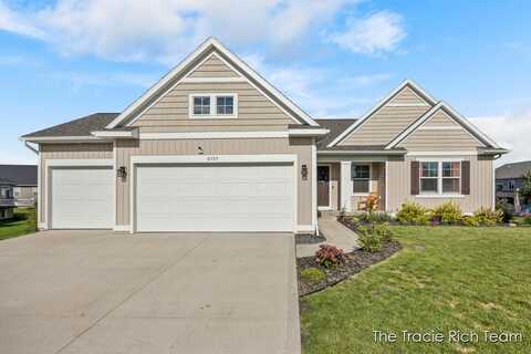 6735 Woodhills Drive NE, Rockford, MI 49341