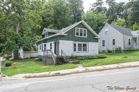 1332 Bridge Street NW, Grand Rapids, MI 49504