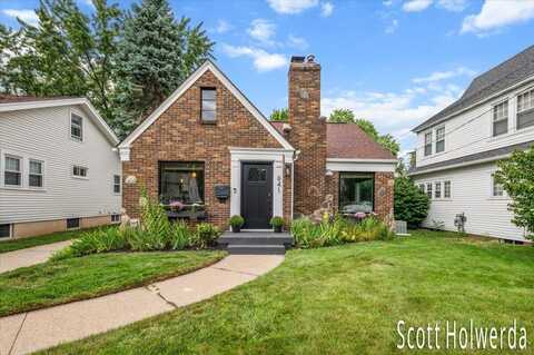 641 Griswold Street SE, Grand Rapids, MI 49507