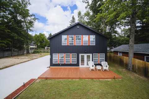 17016 6th Street, Wellston, MI 49689