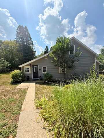1840 Richmond Street NW, Grand Rapids, MI 49504