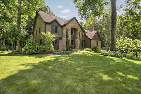 1623 Wildwood Lane, Saline, MI 48176