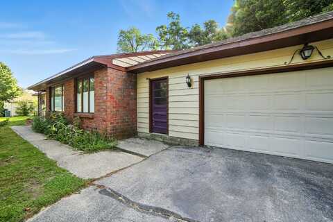 13911 Windemere Drive NW, Grand Rapids, MI 49534