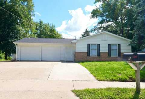 238-240 W Division Street, Sparta, MI 49345