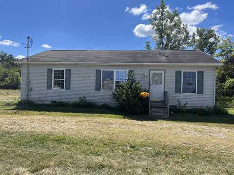 107 W Girard Road, Union City, MI 49094