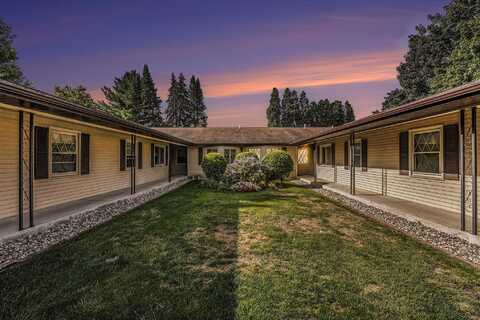 7373 Pine Grove Drive, Jenison, MI 49428