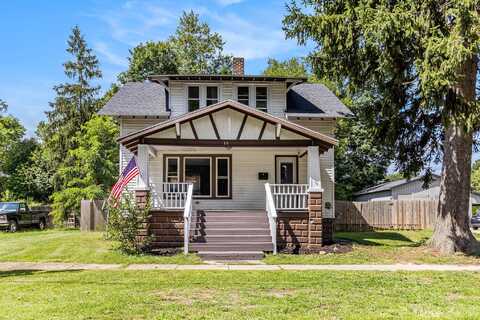16 Maple Street, Bangor, MI 49013