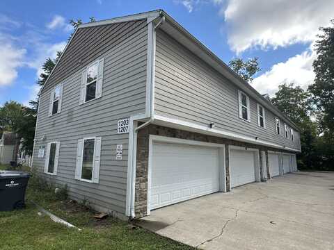 1203 Euclid Avenue, Kalamazoo, MI 49006