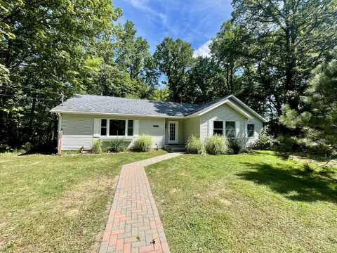 2144 Timber Lane, Brooklyn, MI 49230