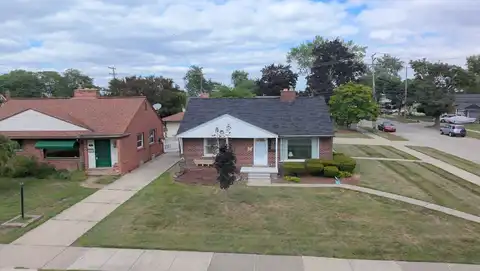 1400 Sherwood Court, Dearborn, MI 48124