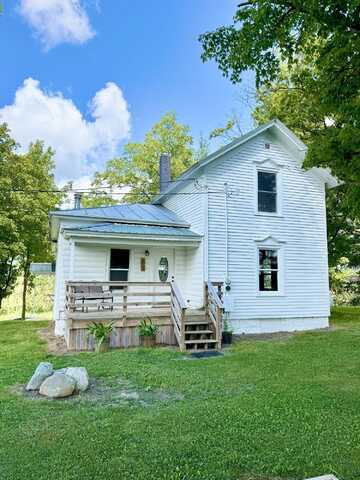 6005 N Messer Road, Freeport, MI 49325