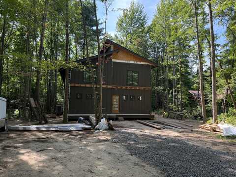 16 Wildwood Lane, Harbert, MI 49115