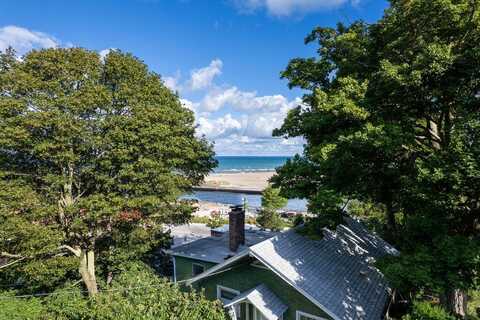 83 Michigan Avenue, South Haven, MI 49090