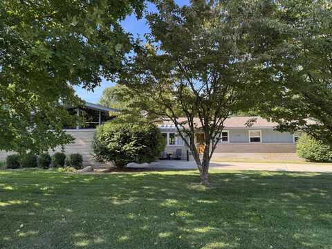 722 Landsdowne Avenue, Portage, MI 49002