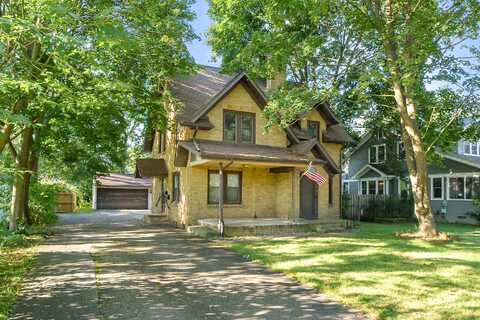 1332 Royce Avenue, Kalamazoo, MI 49001