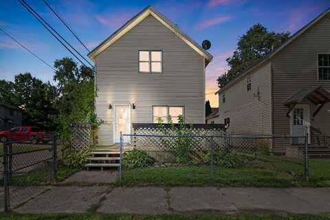 912 Market Street, Saint Joseph, MI 49085