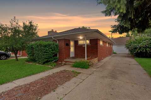 7231 Weingartz Street, Center Line, MI 48015
