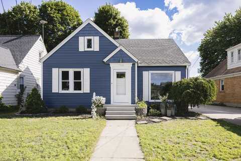 706 Winchell Street SE, Grand Rapids, MI 49507