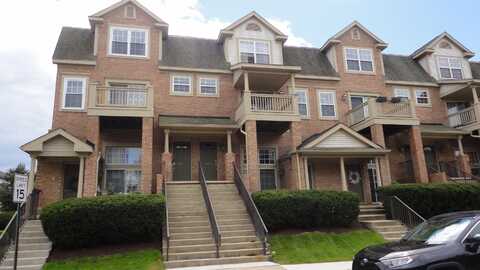 2856 Barclay Way, Ann Arbor, MI 48105