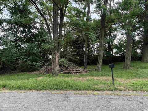Clara Street, South Bend, IN 46614