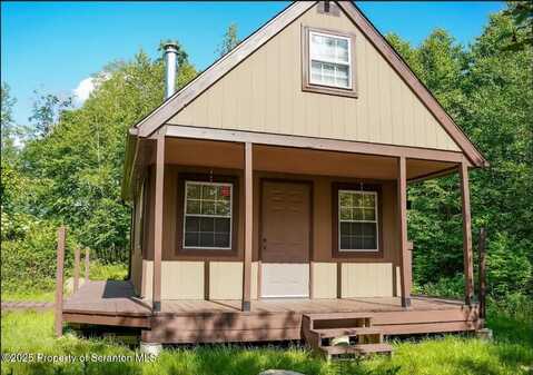 Maplewood Road, Jefferson, PA 18436