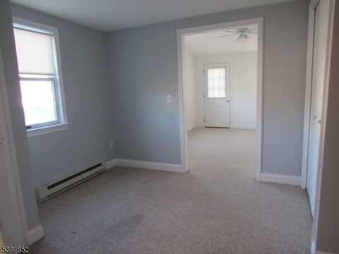 86 Bridge St, Lambertville, NJ 08530