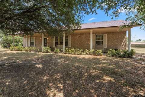 84 Reynolds Lane, Mount Vernon, TX 75457