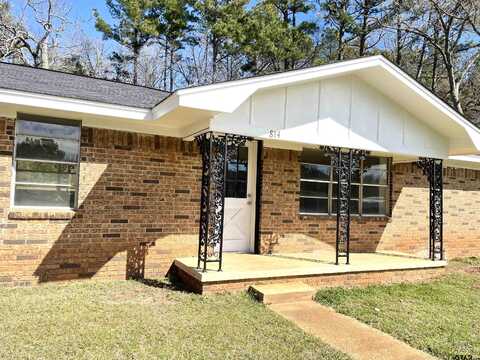 814 First Street, Hughes Springs, TX 75656