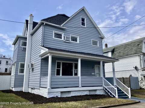 38 Dagobert Street, Beach Haven, PA 18702