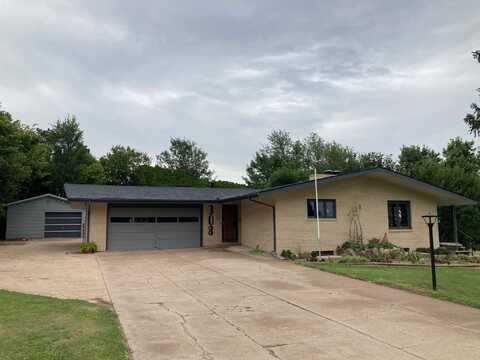 308 Martin Ave, Larned, KS 67550