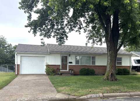 220 Belmont Rd, Pratt, KS 67124