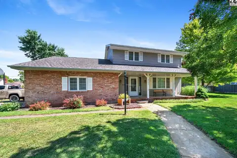 3106 Northwestern Ave, Hutchinson, KS 67502