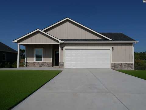 1020 Spring Creek Rd, McPherson, KS 67460