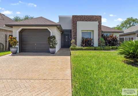 635 MESQUITAL AVE., BROWNSVILLE, TX 78521