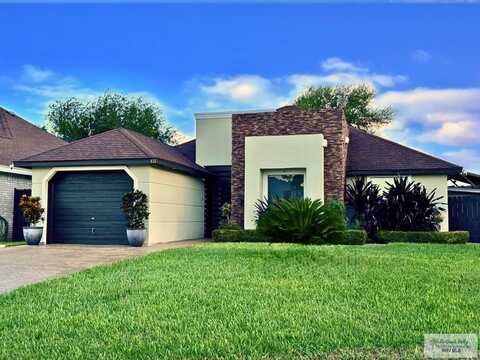 635 MESQUITAL AVE., BROWNSVILLE, TX 78521