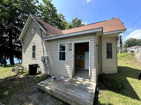 202 East High Street, Terra Alta, WV 26764