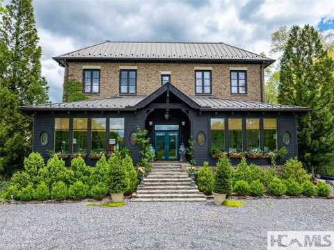 13084 Canada Road, Tuckasegee, NC 28783