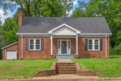 204 Country Club Lane, HOPKINSVILLE, KY 42240