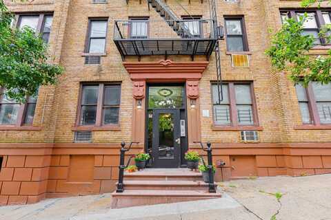 108 WALDO AVE, JC, Journal Square, NJ 07306