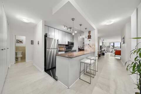 7855 BLVD EAST, North Bergen, NJ 07047